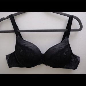 Lace plunge push up bra